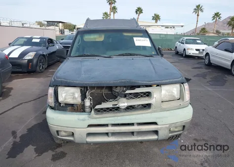 2001 Nissan Xterra Xe-V6 из США, поврежденный, VIN 5N1ED28T11C534902